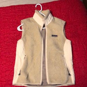 Patagonia furry tan vest